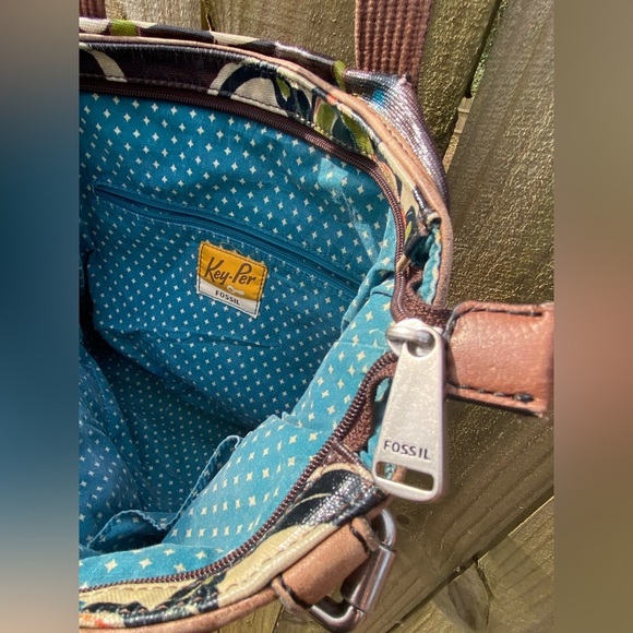 Vintage Fossil Key-per Floral Shoulder Bag​​ - Picture 5 of 7